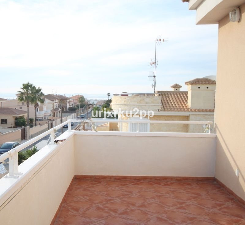 5-Zimmer Freistehende Villa in Aguas Nuevas, Torrevieja |... - Image 3