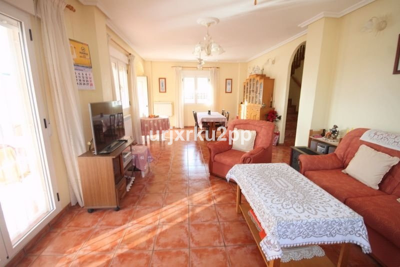 5-Zimmer Freistehende Villa in Aguas Nuevas, Torrevieja |... - Image 8