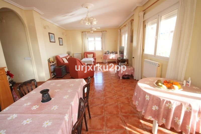 5-Zimmer Freistehende Villa in Aguas Nuevas, Torrevieja |... - Image 9