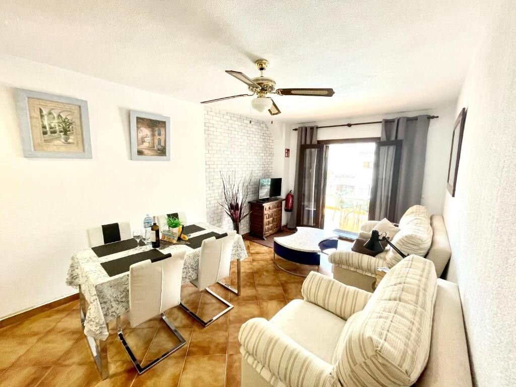 2-Bedroom Apartment in Cabo Roig, Cabo Roig - Image 4