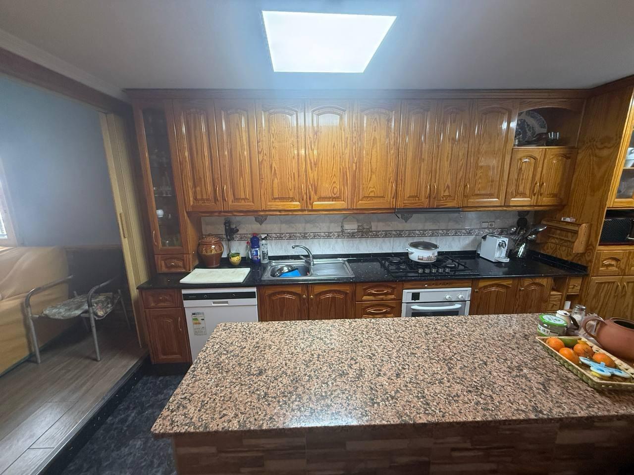 4-Bedroom Apartment in San Pedro del Pinatar - Image 9