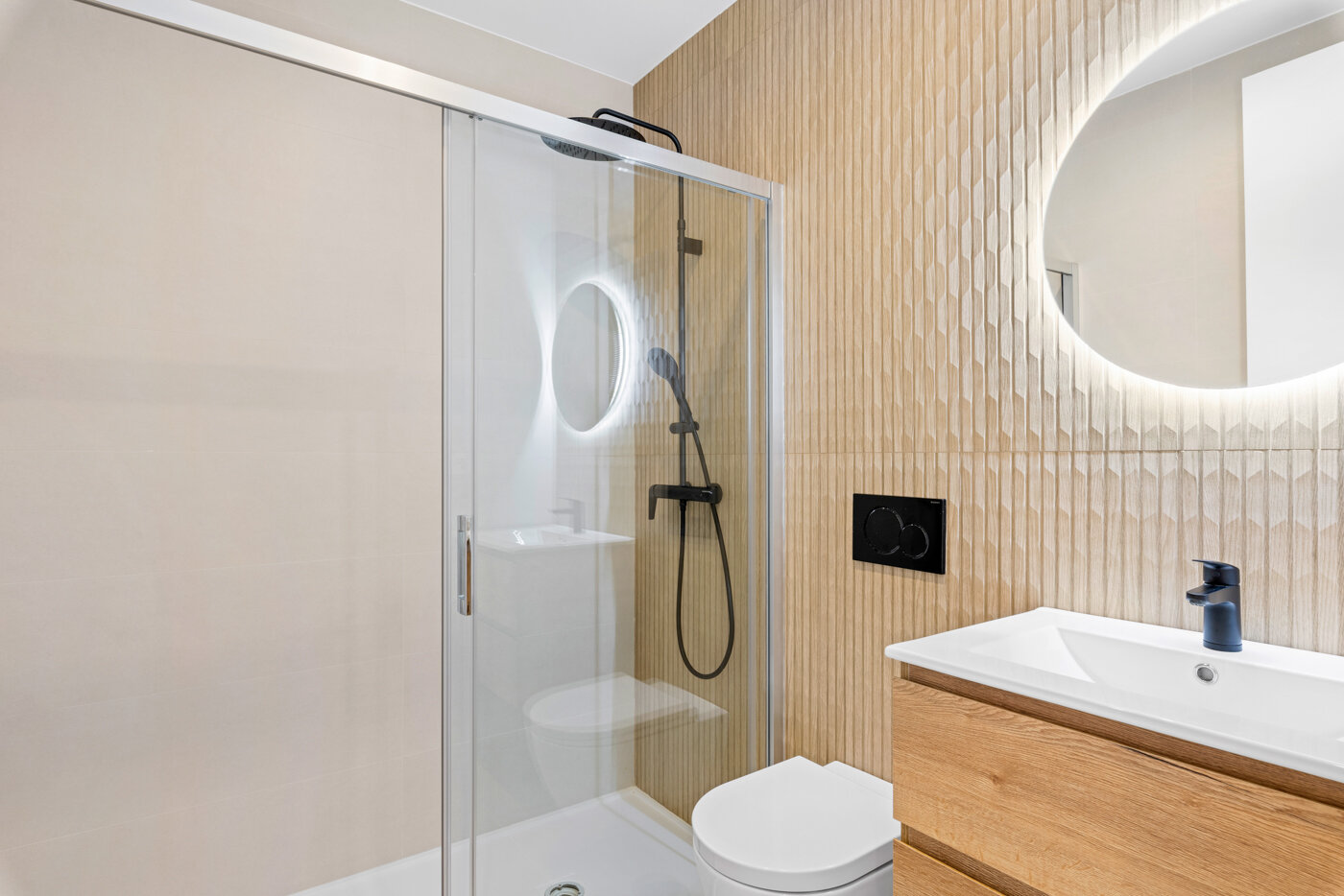 4-Bedroom Apartment in Benijófar - Image 15