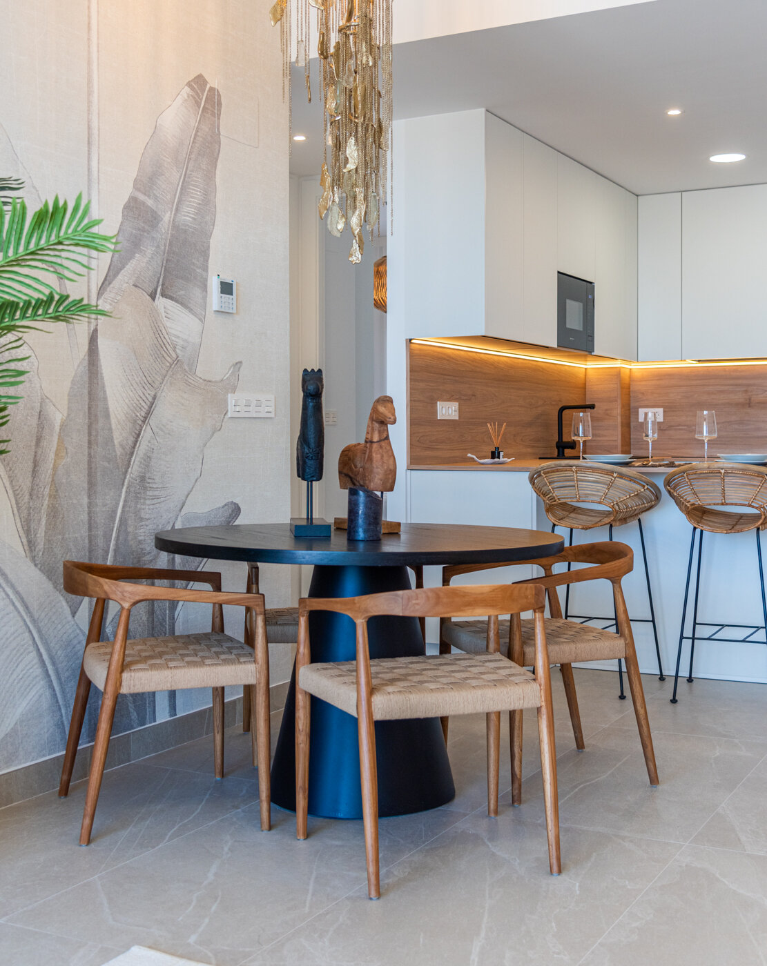 4-Bedroom Apartment in Benijófar - Image 5