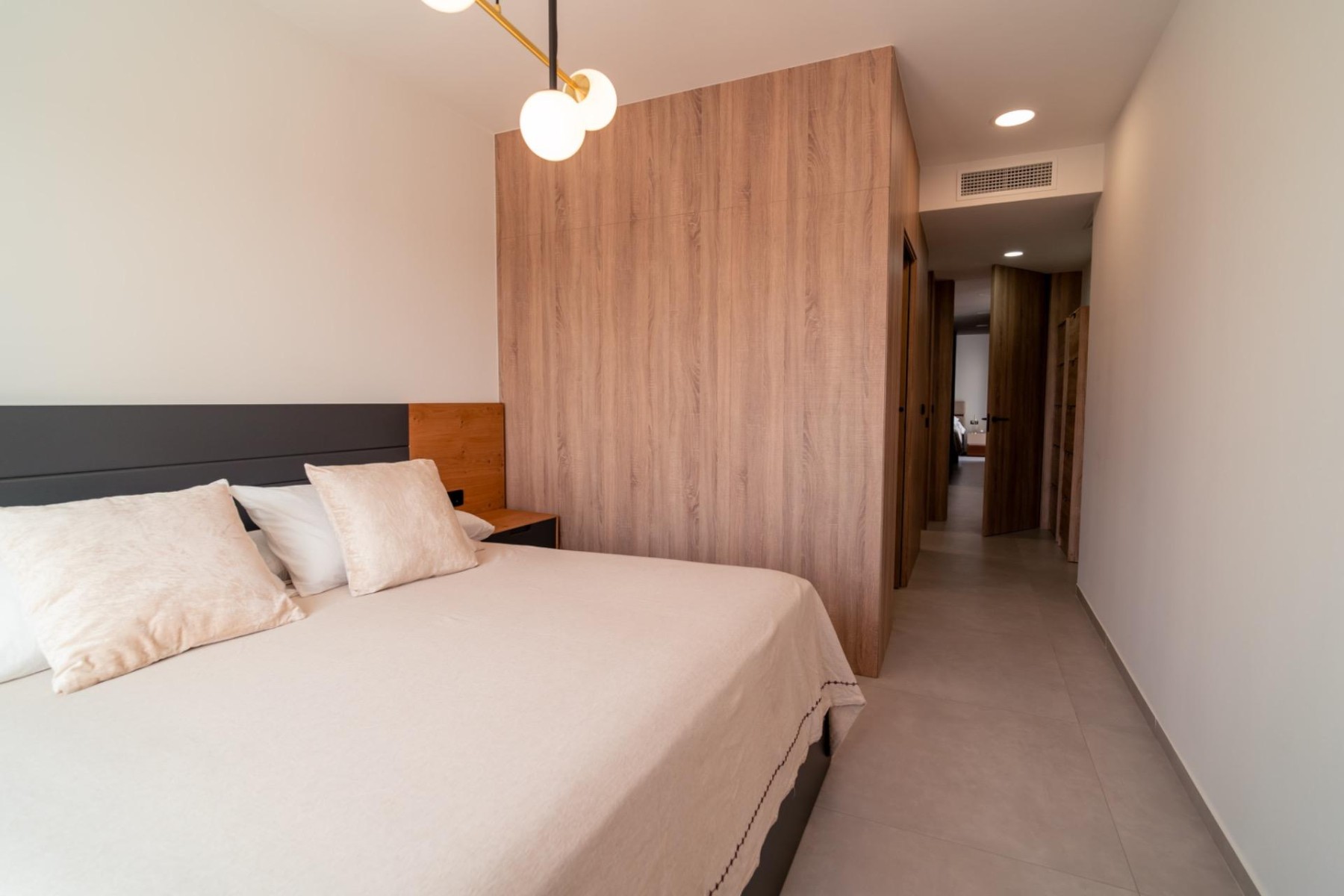 3-Bedroom Villa in Comunidad Valenciana, Algorfa - Image 14