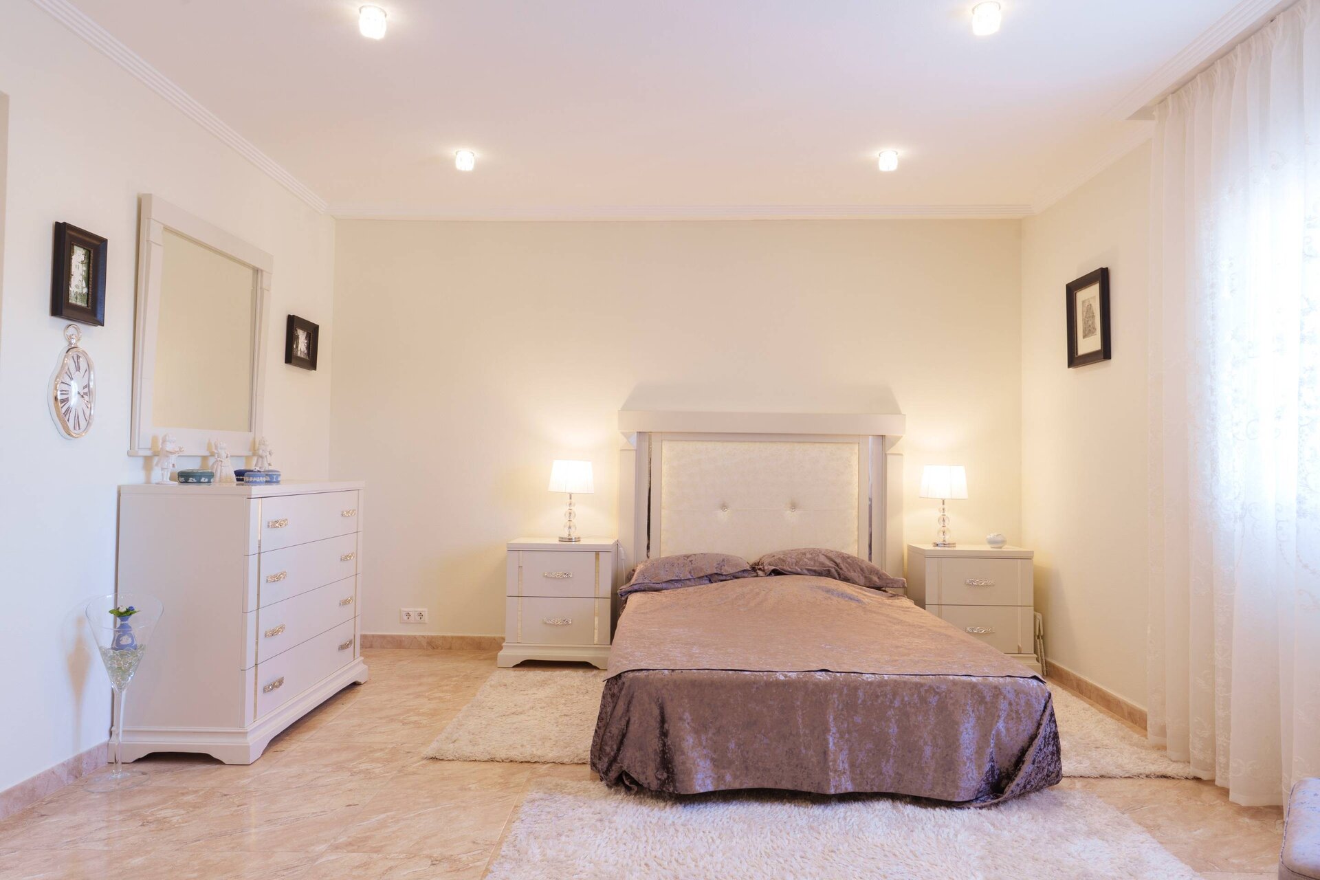 10-Bedroom Villa in Torrevieja - Image 66