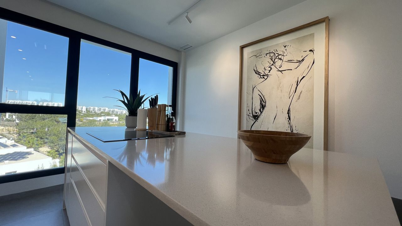 2-Bedroom Apartment in Las Colinas Golf, Orihuela - Image 12