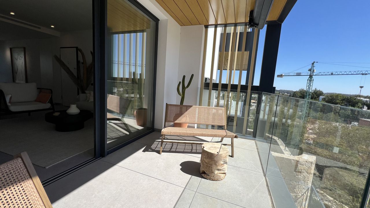 2-Bedroom Apartment in Las Colinas Golf, Orihuela - Image 24