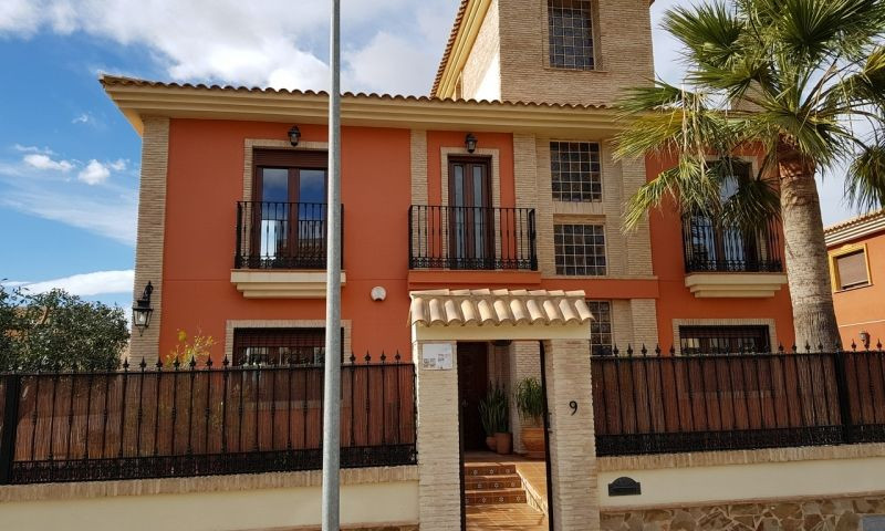4-Bedroom Detached House in  Torrevieja | Sunny Casas - C... - Image 1