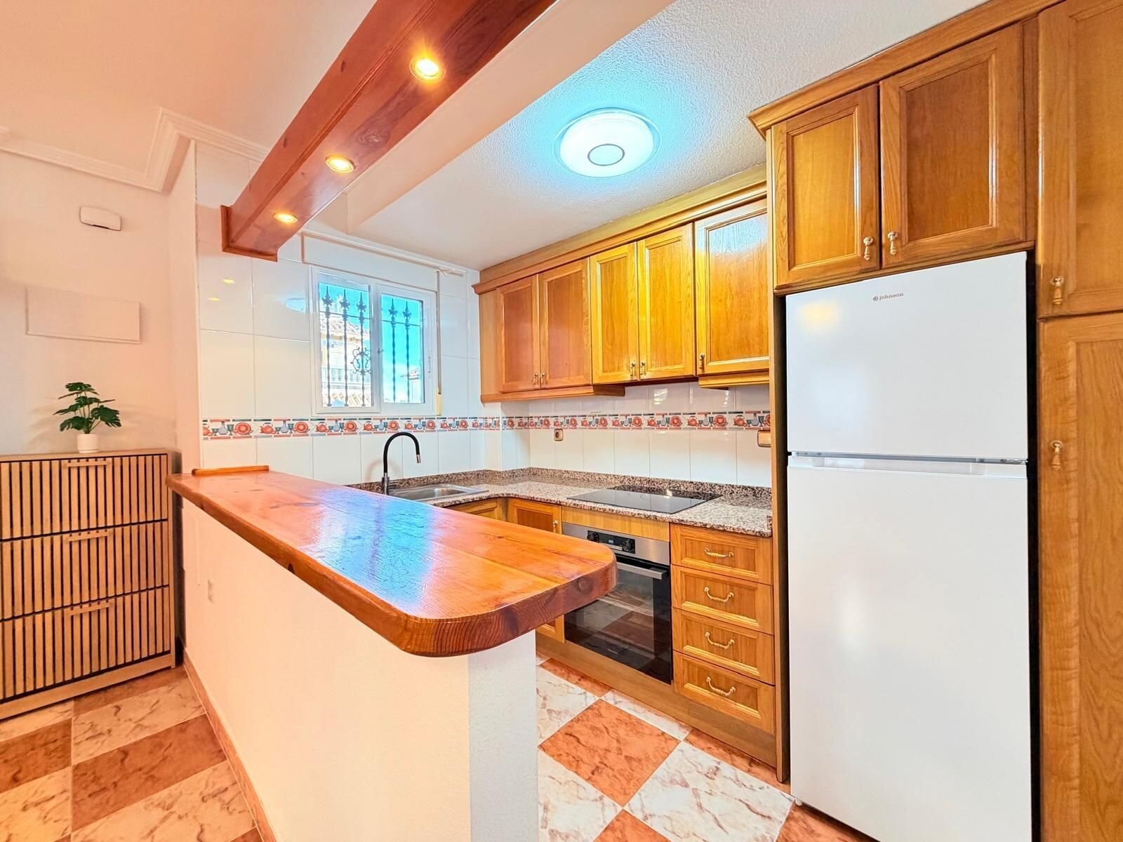 2-Bedroom House in Las Filipinas, Orihuela Costa - Image 19