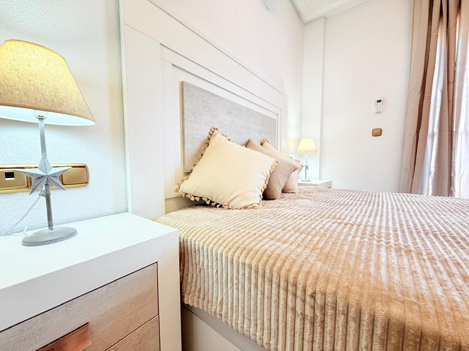 2-Bedroom House in Las Filipinas, Orihuela Costa - Image 33
