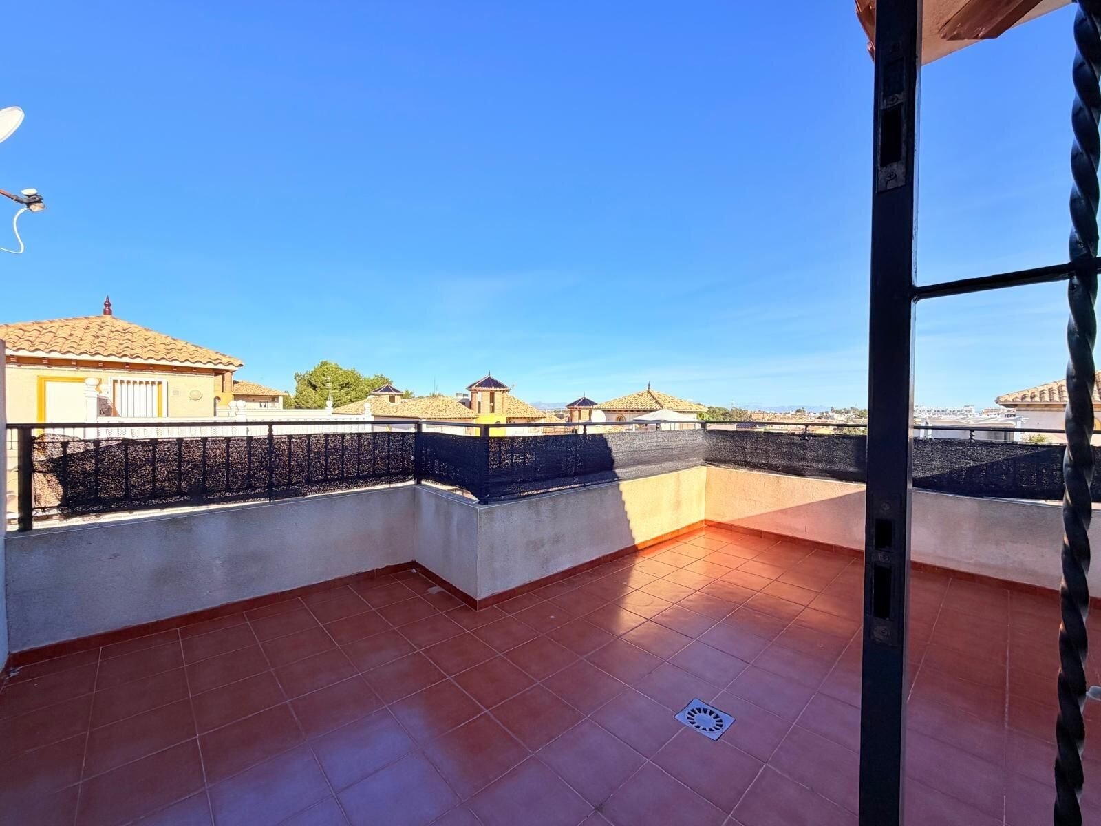 2-Bedroom House in Las Filipinas, Orihuela Costa - Image 37