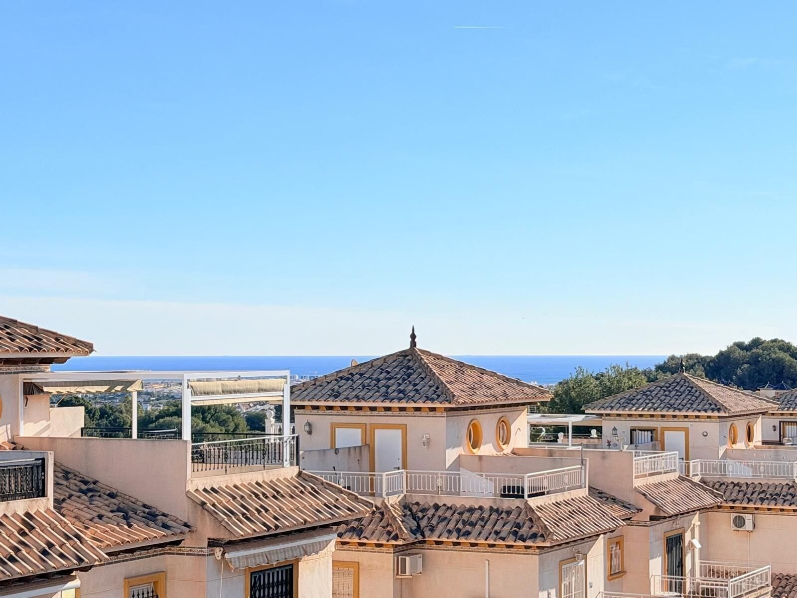 2-Bedroom House in Las Filipinas, Orihuela Costa - Image 43