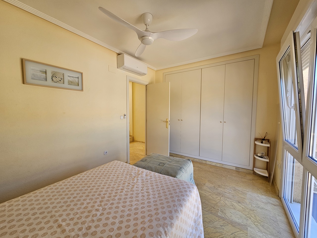 3-Bedroom Villa in Cabo Roig - Image 18