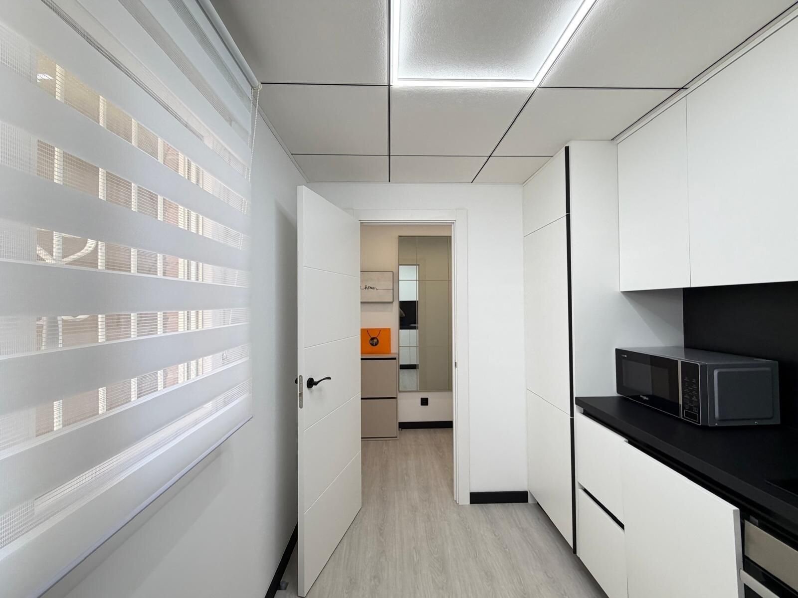 2-Bedroom Apartment in Playa del Cura, Torrevieja - Image 12