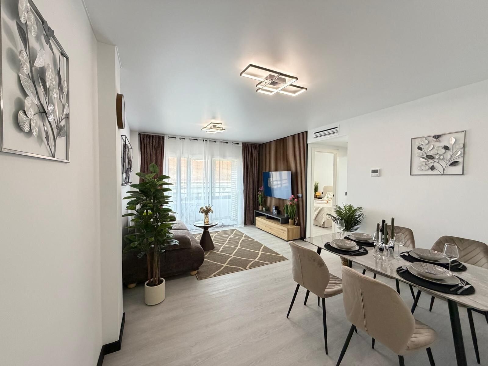 2-Bedroom Apartment in Playa del Cura, Torrevieja - Image 15