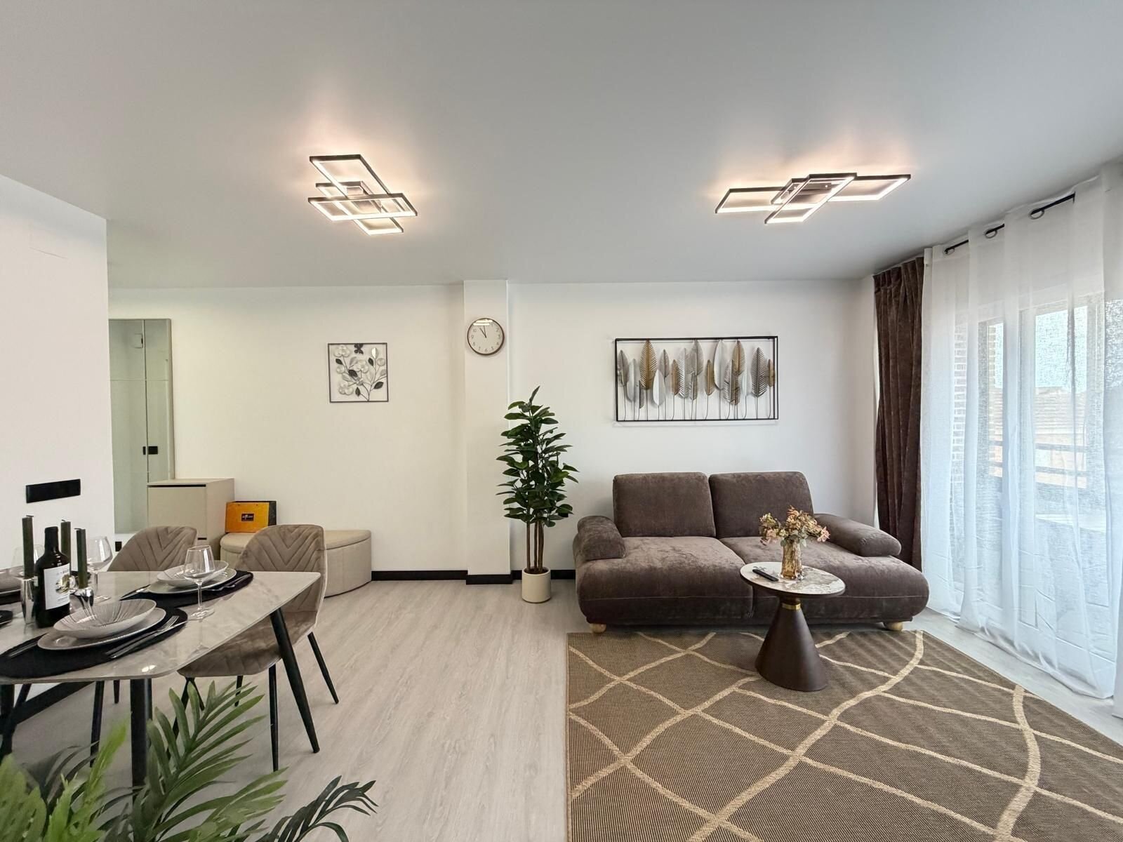 2-Bedroom Apartment in Playa del Cura, Torrevieja - Image 20