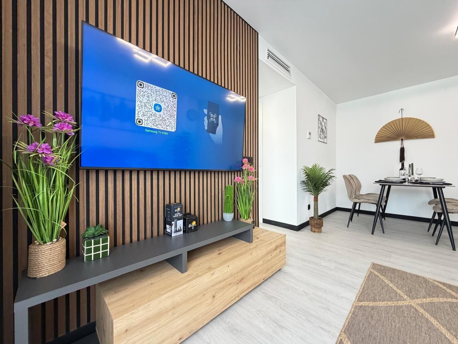 2-Bedroom Apartment in Playa del Cura, Torrevieja - Image 22