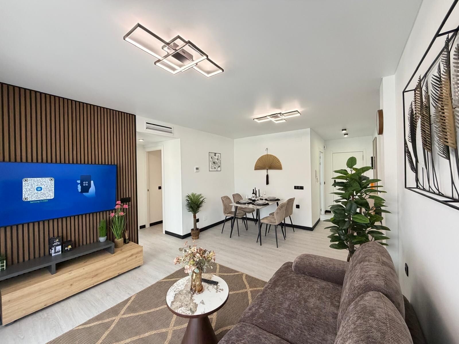2-Bedroom Apartment in Playa del Cura, Torrevieja - Image 27