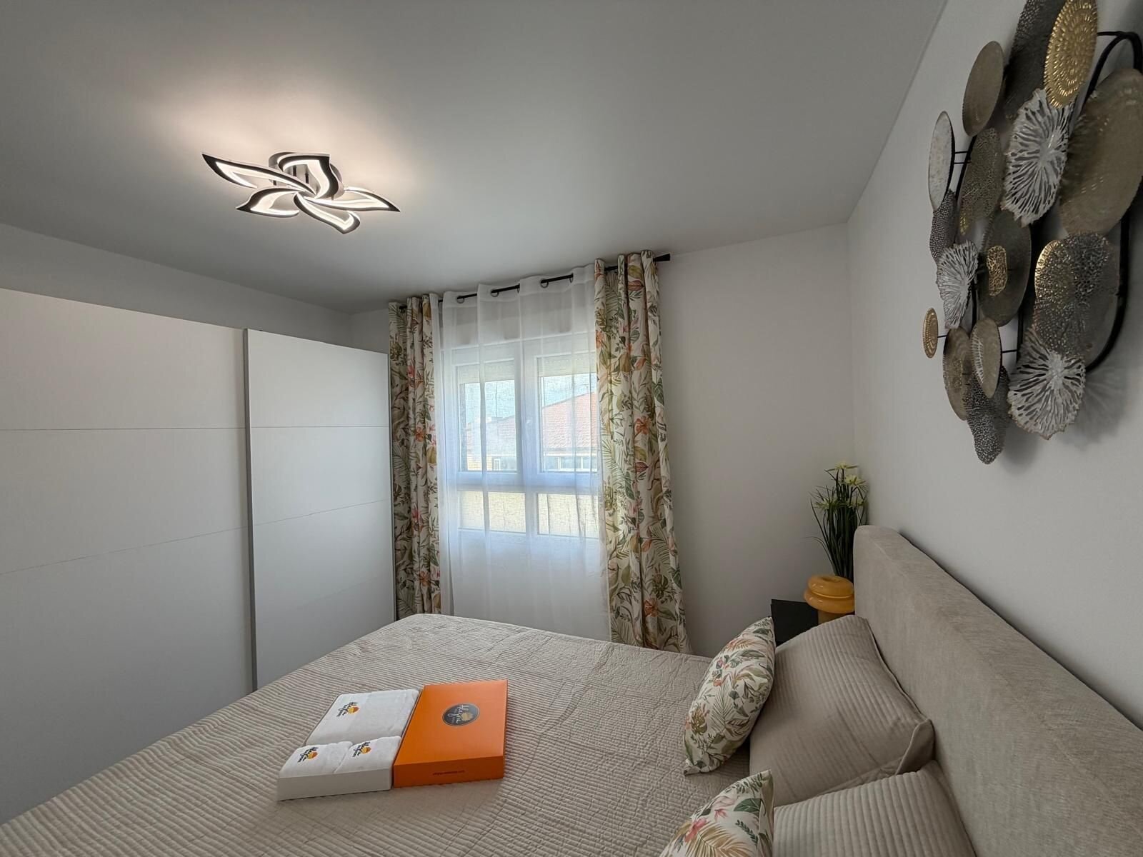 2-Bedroom Apartment in Playa del Cura, Torrevieja - Image 46