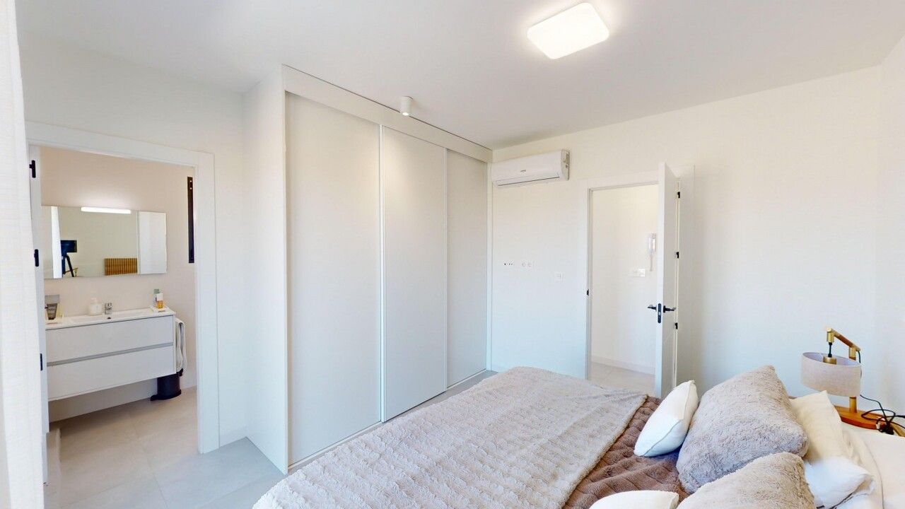 3-Bedroom Villa in Torre - Pacheco - Image 19