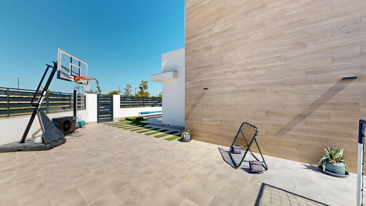 3-Bedroom Villa in Roldán, Torre - Pacheco - Image 33