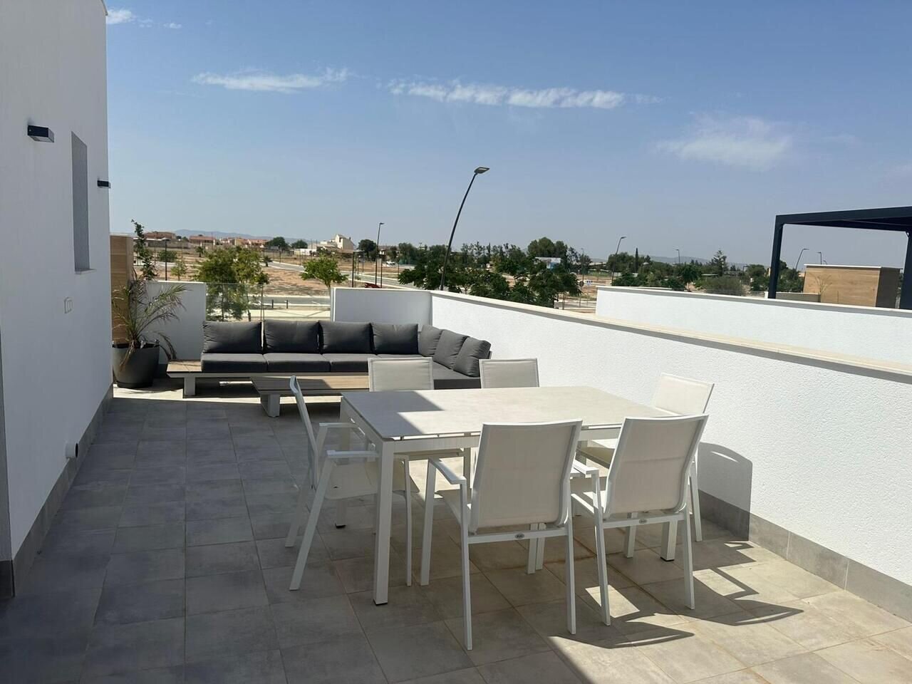 3-Bedroom Villa in Roldán, Torre - Pacheco - Image 9
