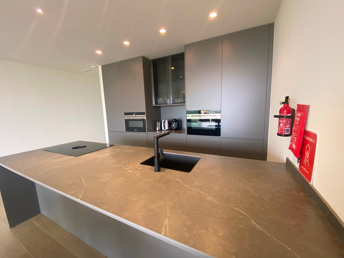 2-Bedroom Ground Floor Apartment in Las Colinas Golf, San... - Image 14