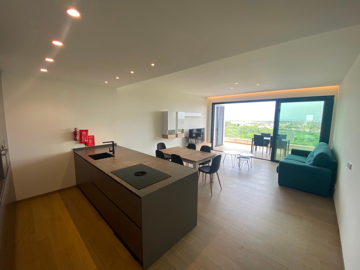 2-Bedroom Ground Floor Apartment in Las Colinas Golf, San... - Image 2