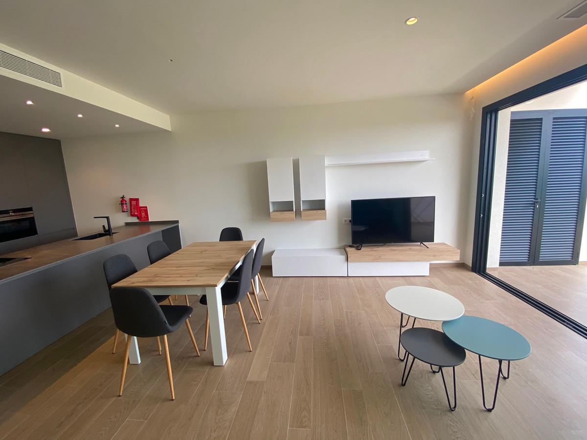 2-Bedroom Ground Floor Apartment in Las Colinas Golf, San... - Image 24