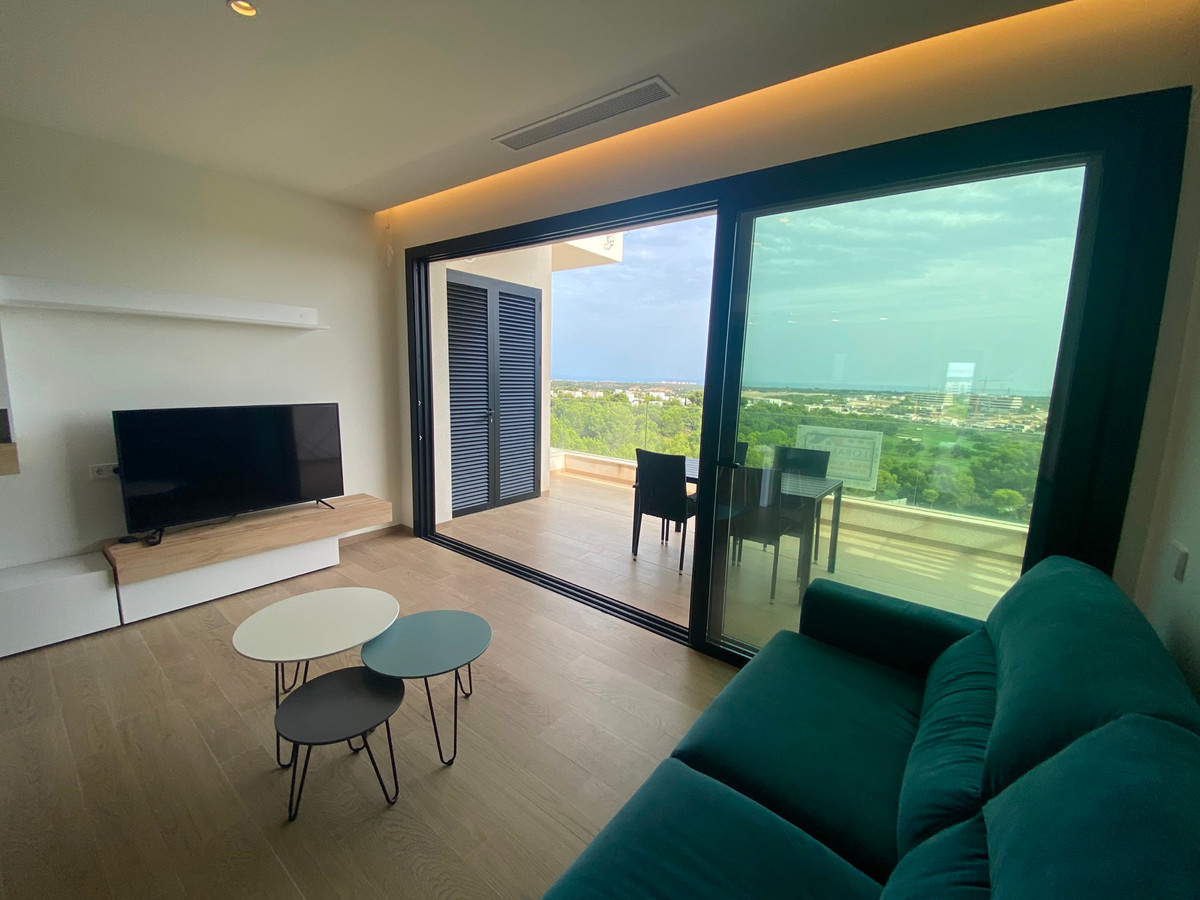 2-Bedroom Ground Floor Apartment in Las Colinas Golf, San... - Image 25