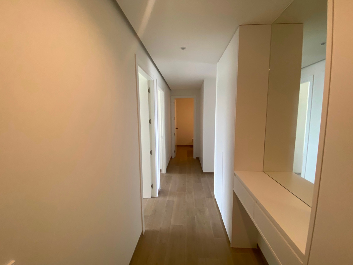 2-Bedroom Ground Floor Apartment in Las Colinas Golf, San... - Image 7