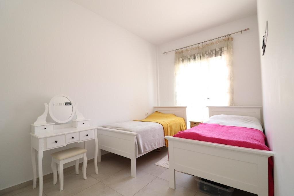 3-Bedroom Villa in Bellavista, San Miguel de Salinas - Image 11
