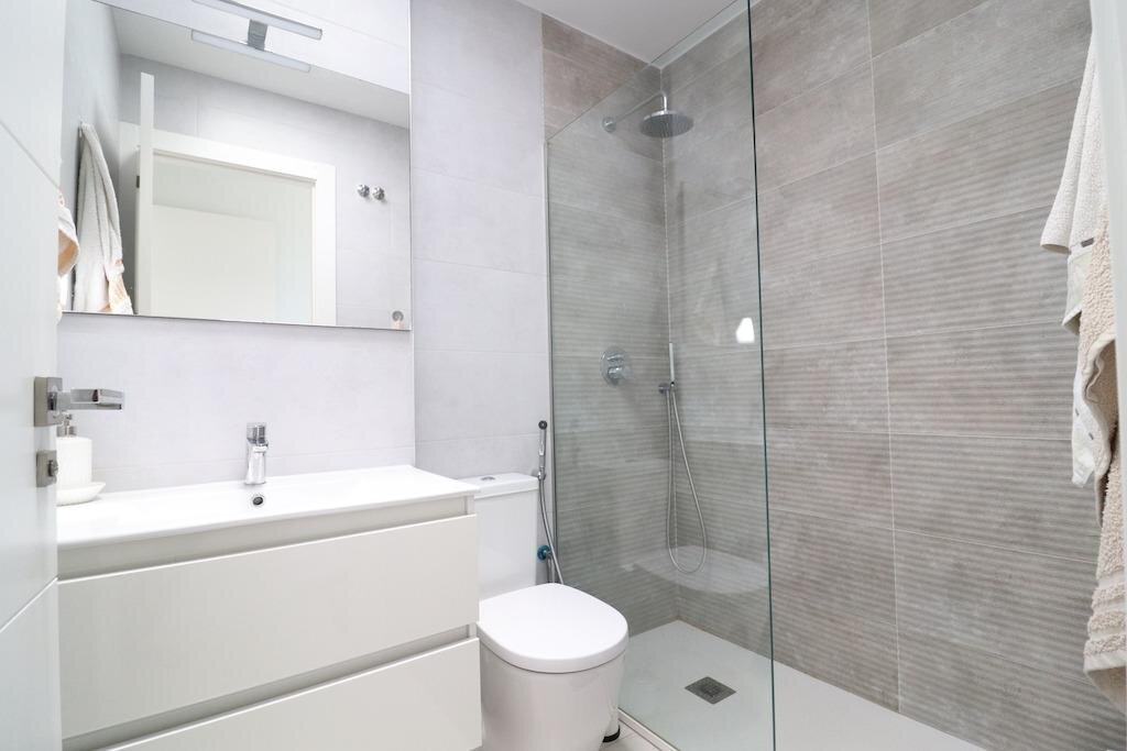 3-Bedroom Villa in Bellavista, San Miguel de Salinas - Image 13