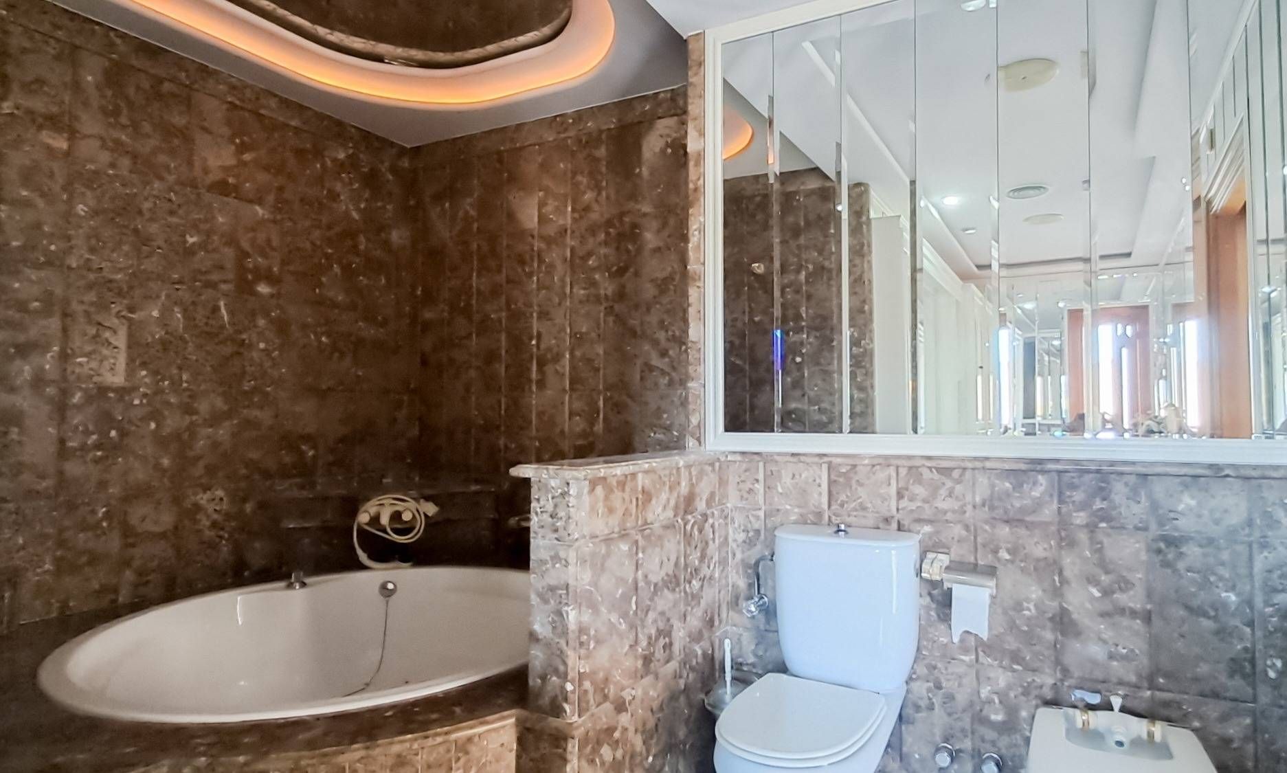 6-Bedroom Apartment in Lo Pagán, San Pedro del Pinatar - Image 4