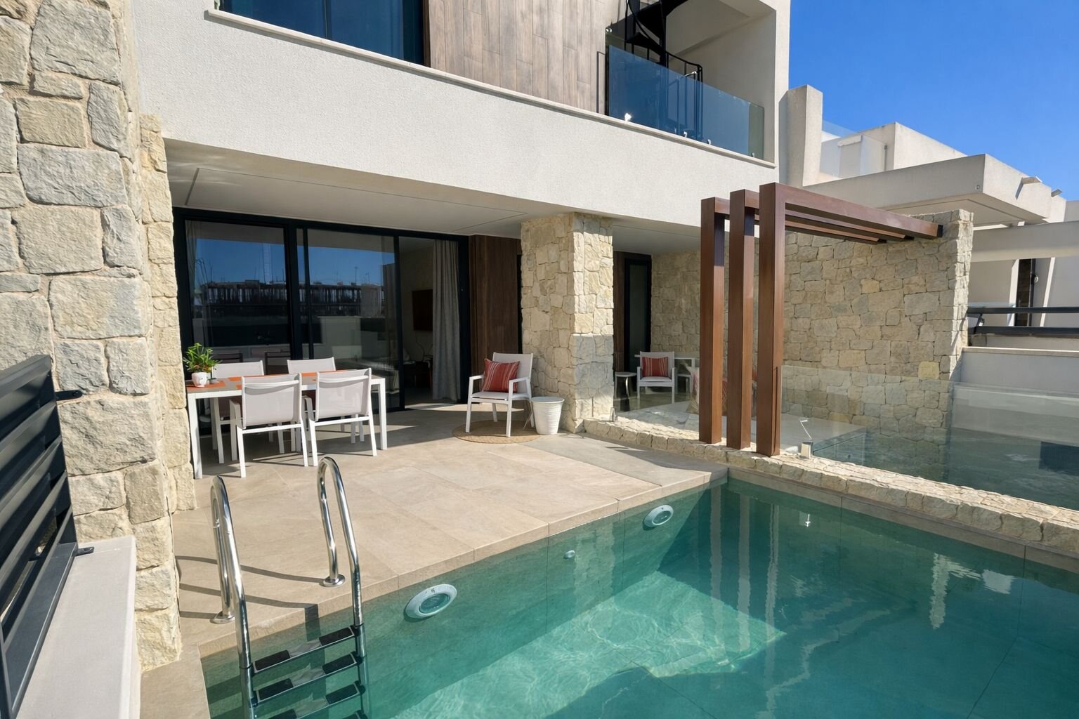 3-Bedroom House in Comunidad Valenciana, Dolores - Image 1
