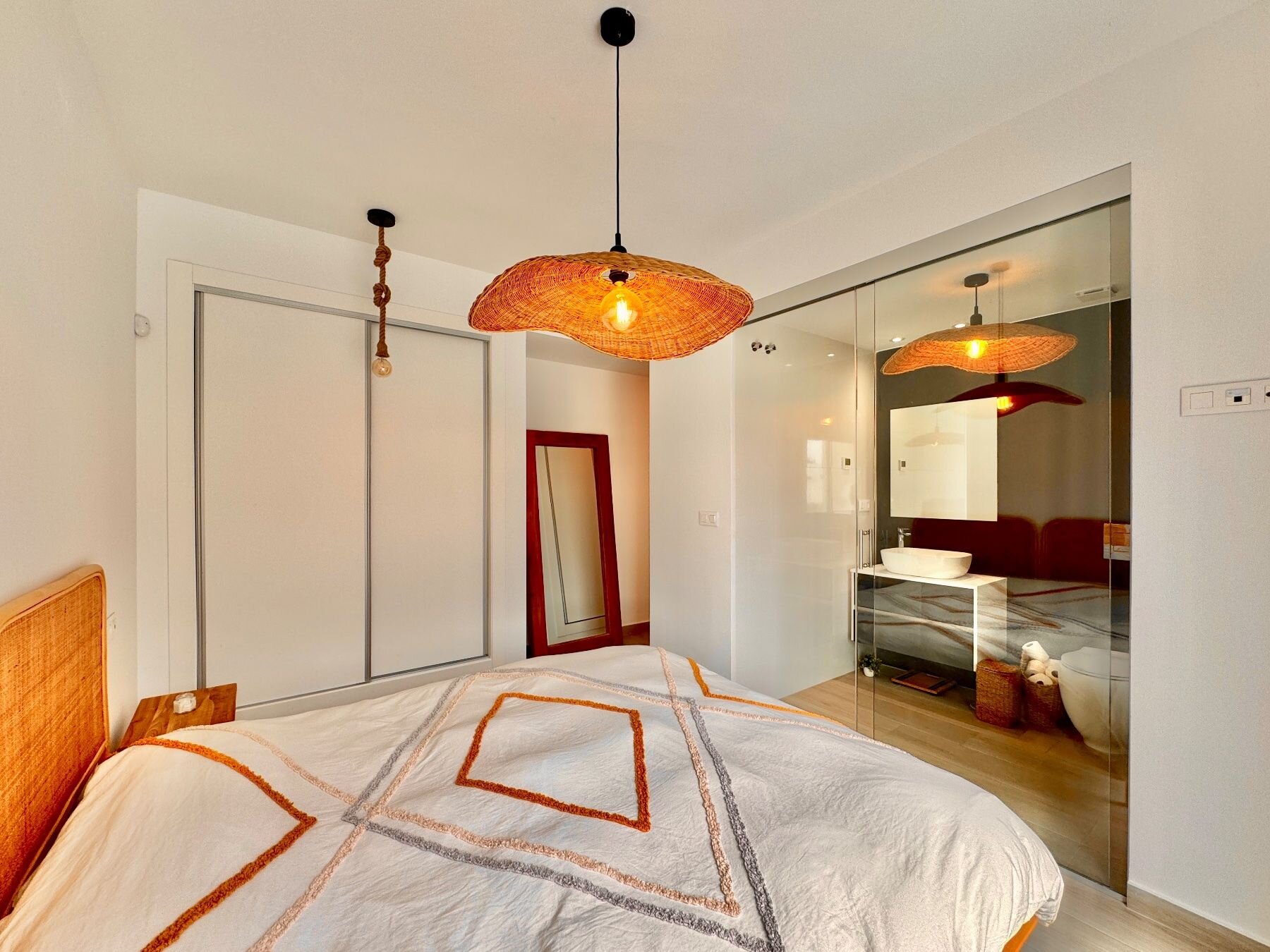 3-Bedroom Villa in Comunidad Valenciana, Algorfa - Image 11