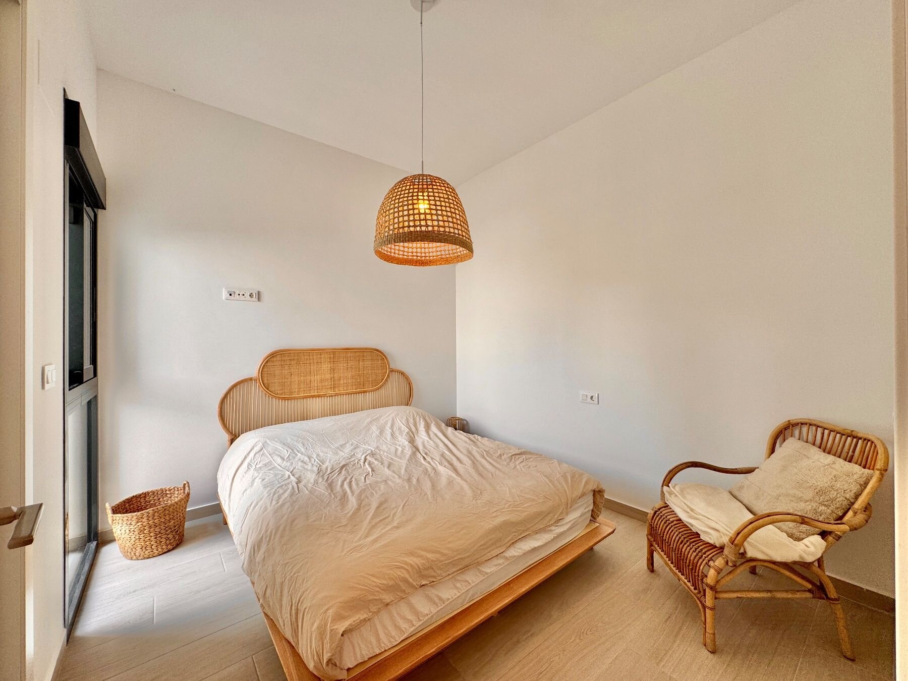 3-Bedroom Villa in Comunidad Valenciana, Algorfa - Image 15