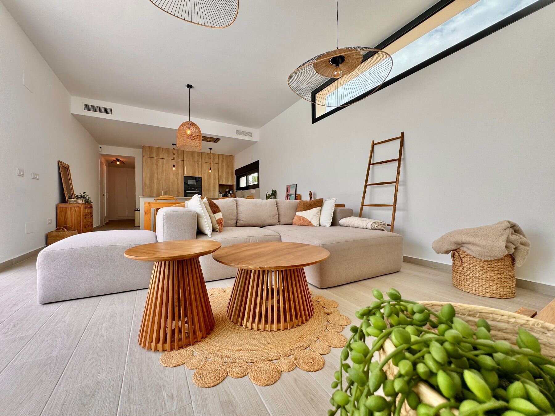 3-Bedroom Villa in Comunidad Valenciana, Algorfa - Image 4