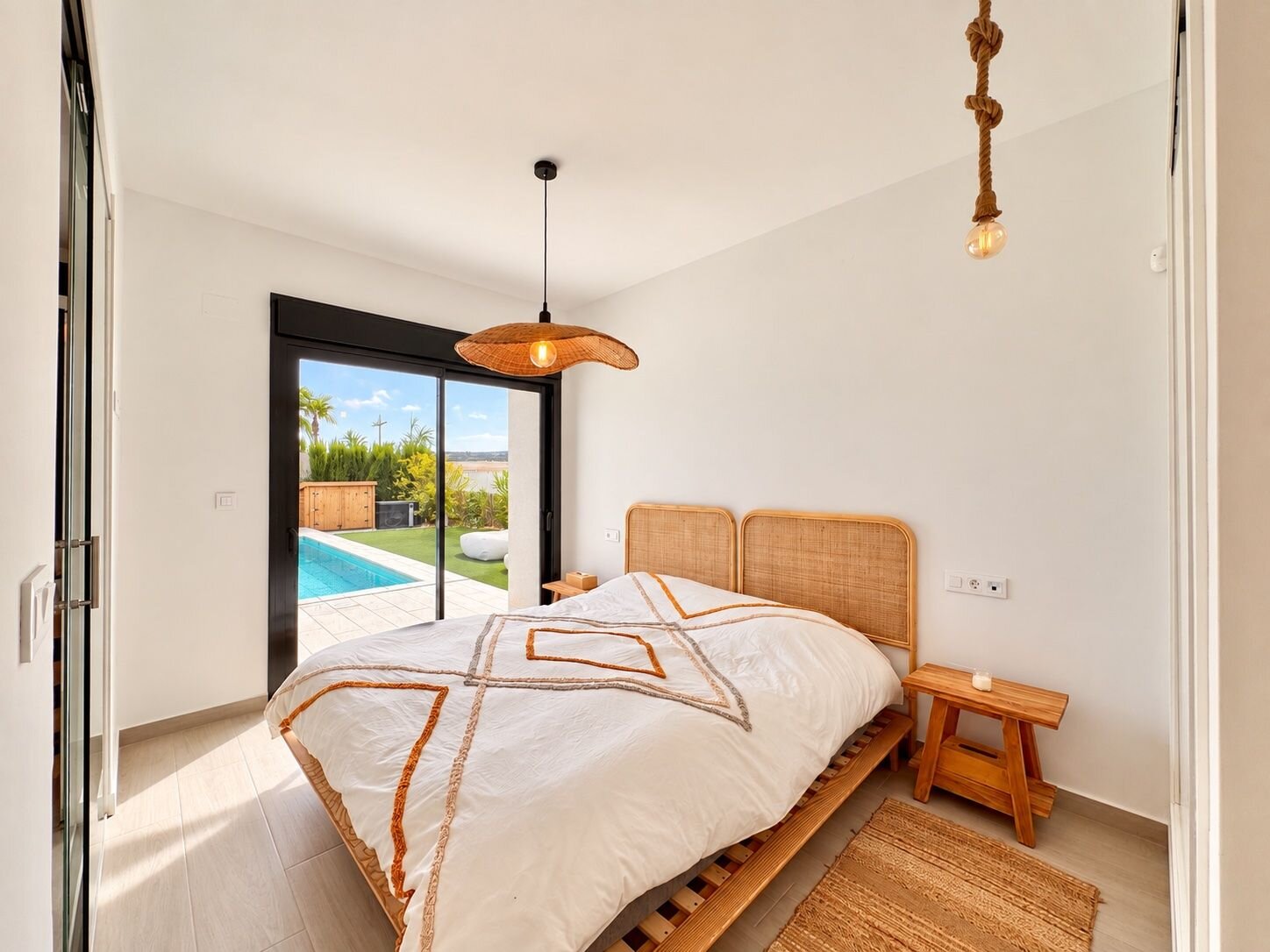 3-Bedroom Villa in Comunidad Valenciana, Algorfa - Image 7
