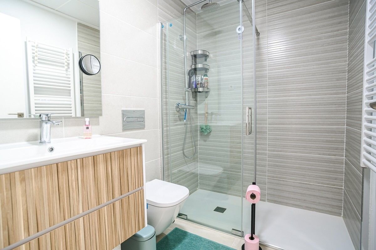 3-Bedroom Apartment in Lago Jardin, Torrevieja - Image 23