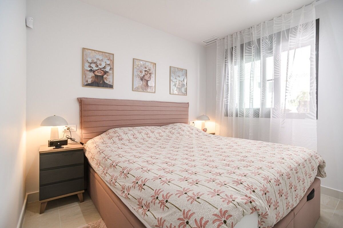 3-Bedroom Apartment in Lago Jardin, Torrevieja - Image 24