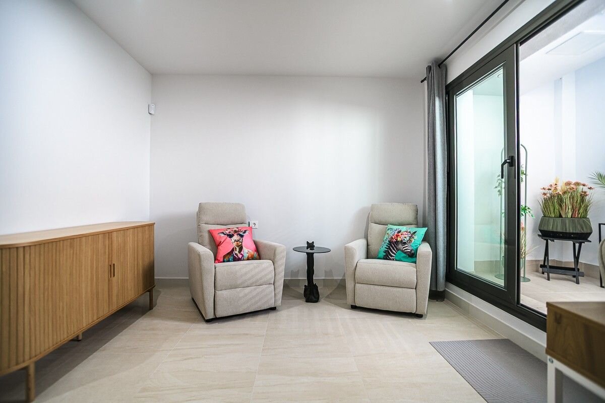 3-Bedroom Apartment in Lago Jardin, Torrevieja - Image 30
