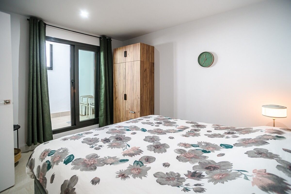 3-Bedroom Apartment in Lago Jardin, Torrevieja - Image 33