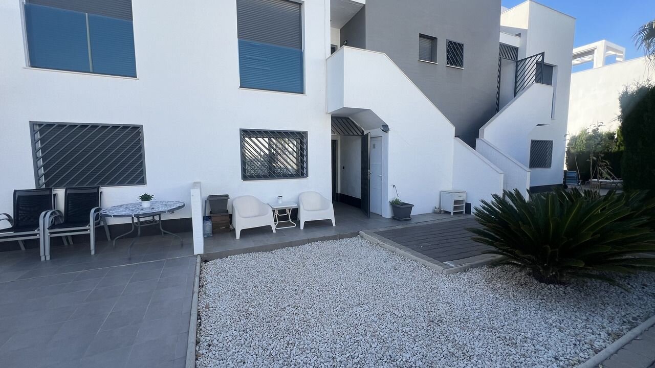Appartement met 2 Slaapkamers in La Zenia, Orihuela Costa - Image 4