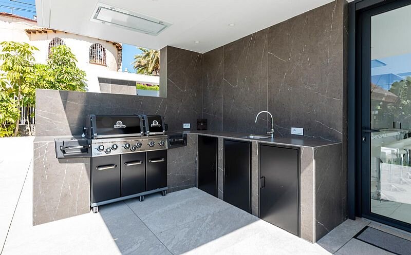 Villa met 4 Slaapkamers in Calpe - Image 8
