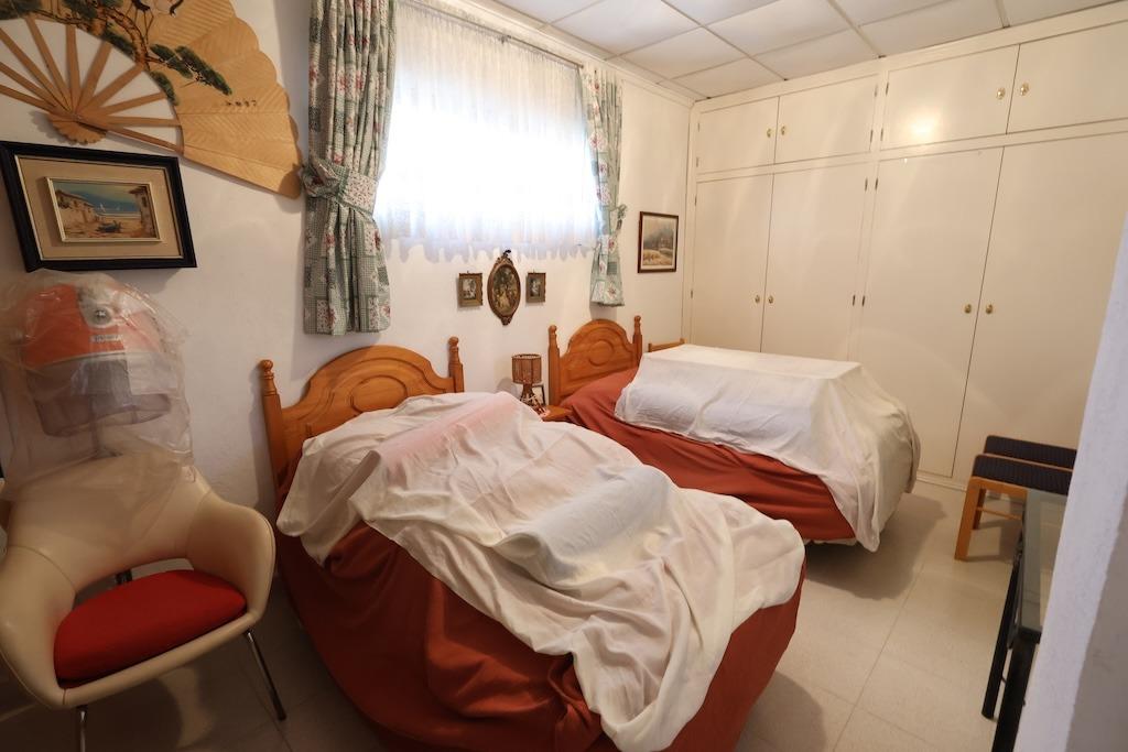 5-Bedroom Villa in Lomas de Campoamor-las Ramblas, Orihuela Costa - Image 12