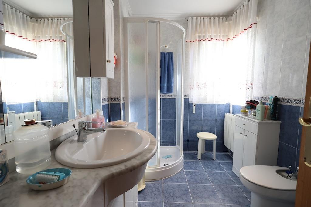 5-Bedroom Villa in Lomas de Campoamor-las Ramblas, Orihuela Costa - Image 14