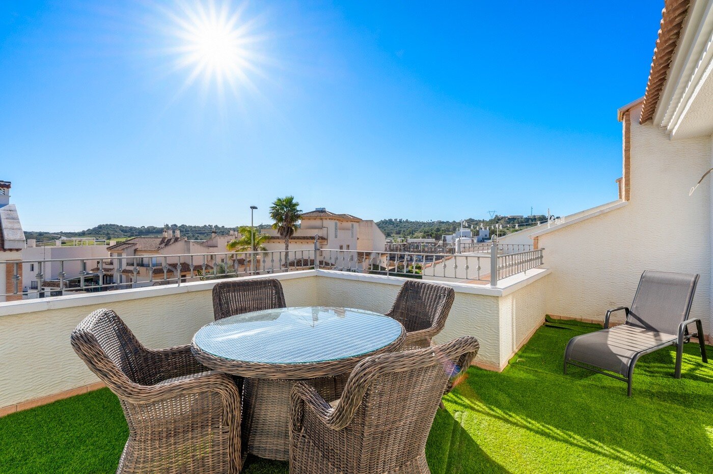 3-Bedroom House in San Miguel de Salinas - Image 30