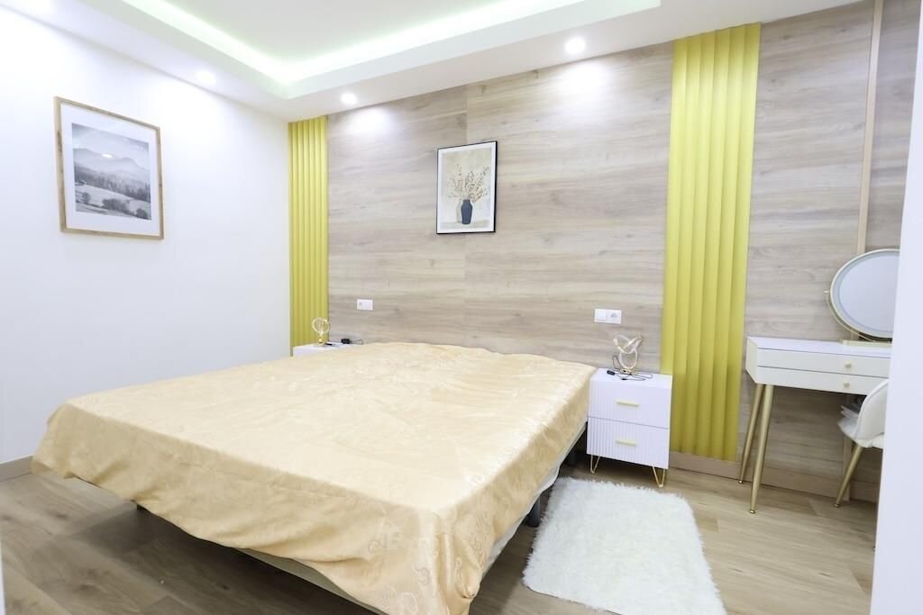4-Bedroom Apartment in Torrevieja, Torrevieja - Image 12