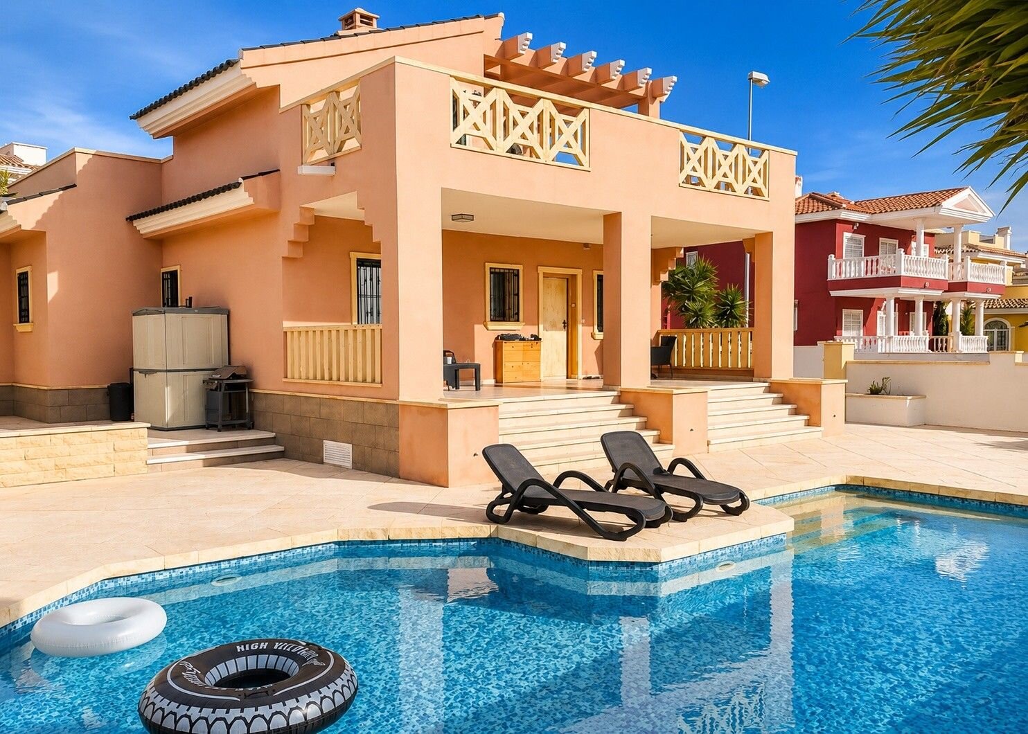Villa de 4 Dormitorios en Doña Pepa, Rojales - Image 1